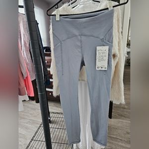 Lululemon  Power Thru Tight 25"